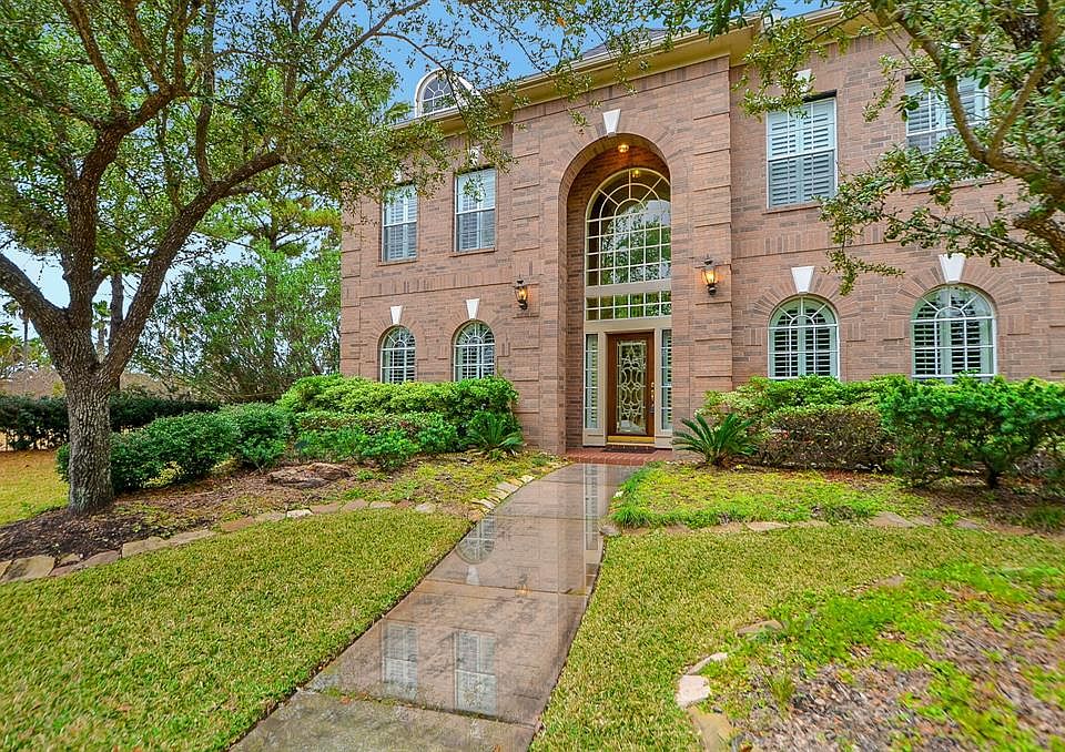 1st image of 5703 Cielio Bay Ct