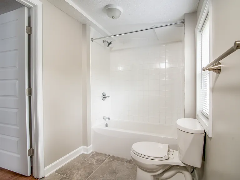 373A Main St — Photo 19