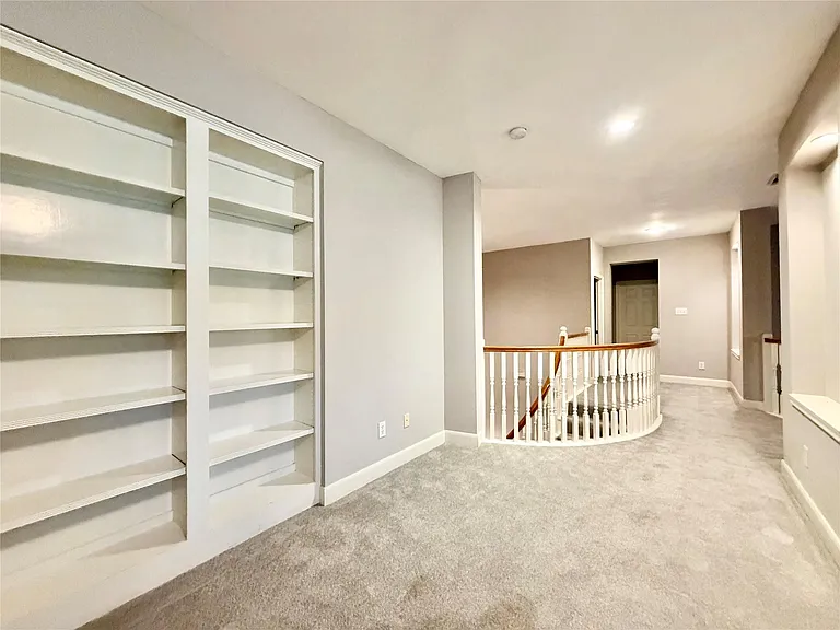 24527 Bay Hill Blvd — Photo 31