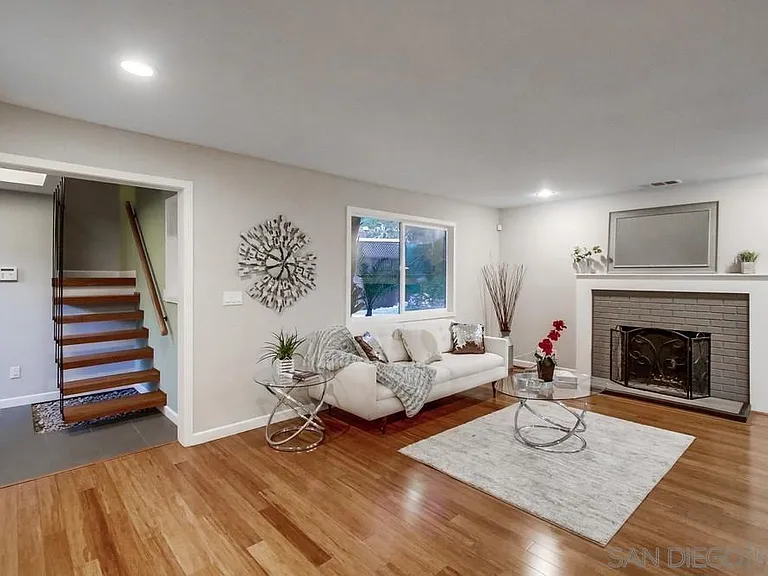 4945 Tierra Baja Way — Photo 10