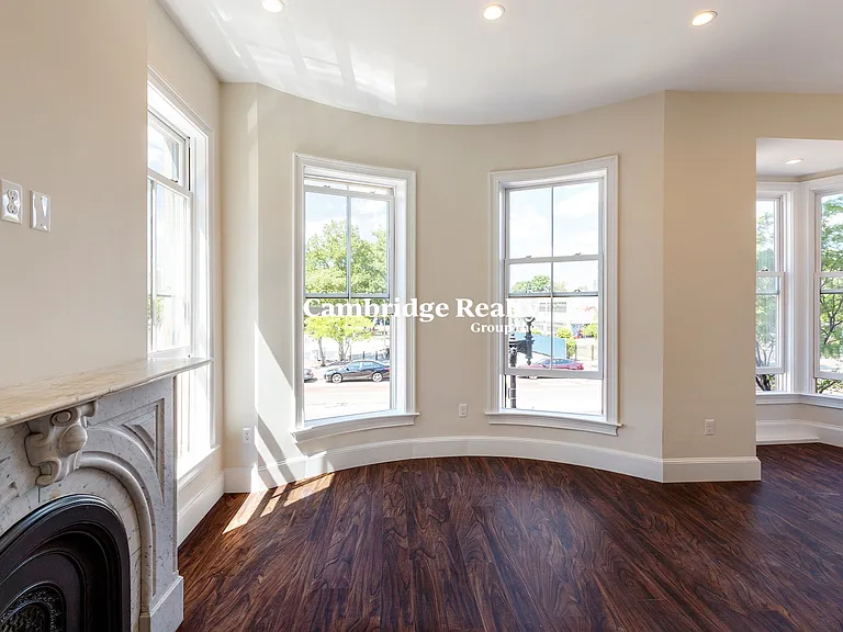 1902 Washington St #5T — Photo 4