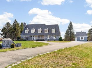 45 Belle Aventure St, Dieppe, NB E1A5G2