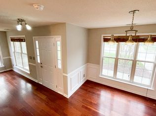 302 Stonecreek Dr, Apex, NC 27539