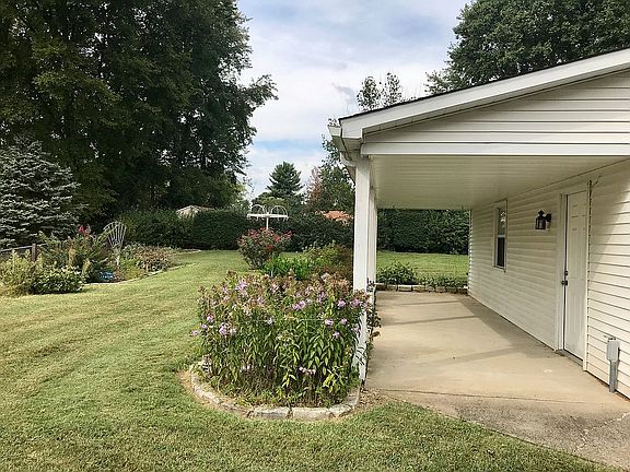 Garage Patio