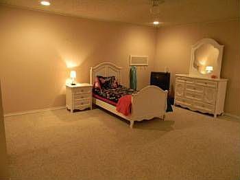 3rd image of 2601 Remington Dr