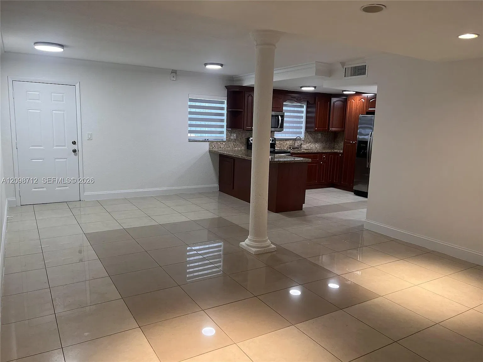 Park East Condo — Photo 4