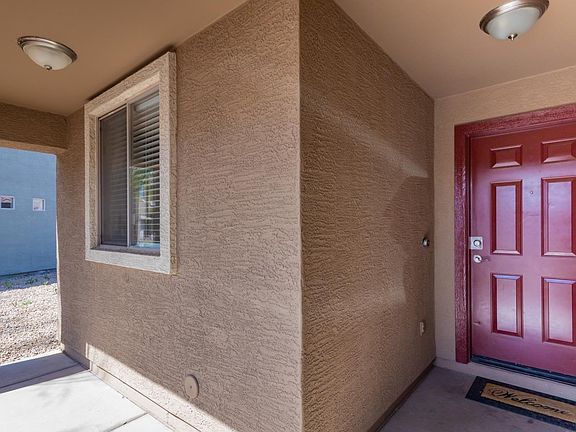 4th image of 8426 W Watkins St