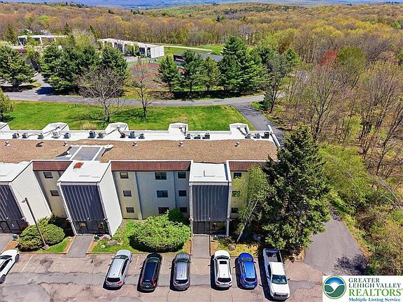 2nd image of 146 Foxfire Dr APT 307