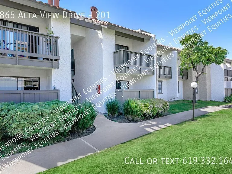 North Bonita Racquet Club — Photo 126