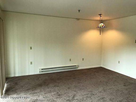 5th image of 3 Village Cir APT 203