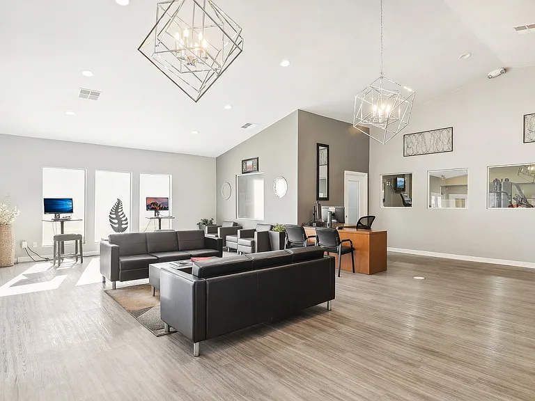Leasing Office