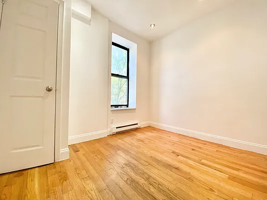 Rented by Voro NYC | media 11