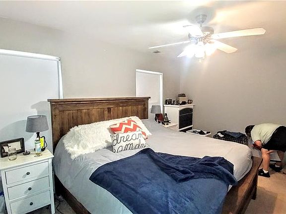 3rd image of 416 Lee Highlands Blvd