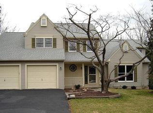 1323 Wynewood Rd, Orefield, PA 18069