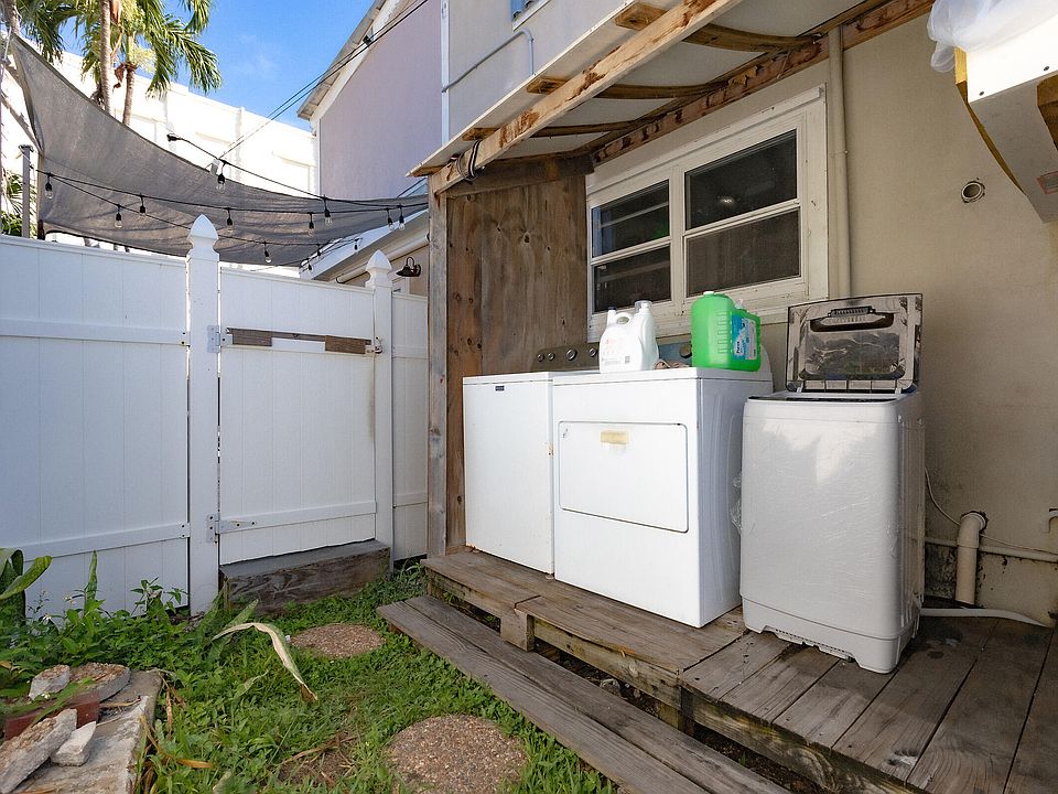 2nd image of 2007 Flagler Ave