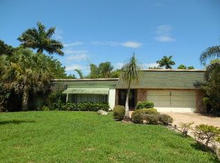 123 Dayton Rd, Lake Worth, FL 33467