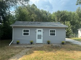 1807 Batestown Rd, Danville, IL 61832