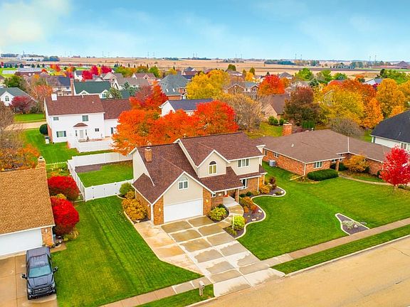 3rd image of 41 Pennsylvania Ct