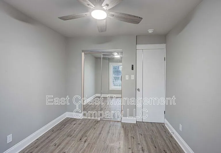 2619 Loyola Northway — Photo 17