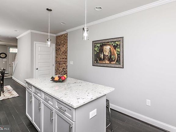 5th image of 812 S Belnord Ave