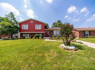 4104 Manner Gate Dr, Louisville, KY 40220