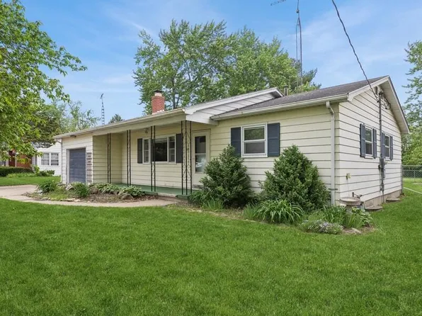 320 Read STREET, Walworth, WI 53184
