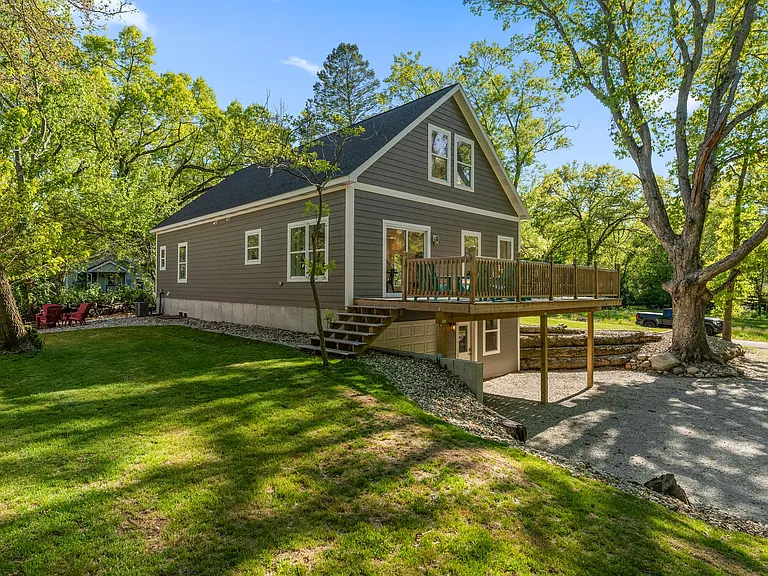 207 Twilight Dr — Photo 39