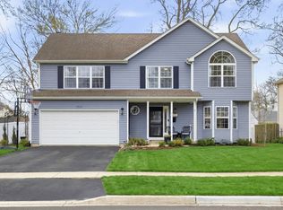 1331 S 7th St, St Charles, IL 60174