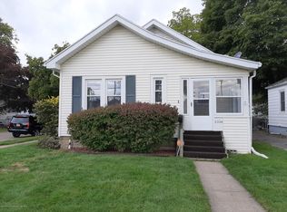2326 Maplewood Ave, Lansing, MI 48910
