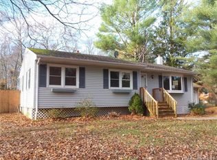 23 Wildwood Park Rd, Clinton, CT 06413