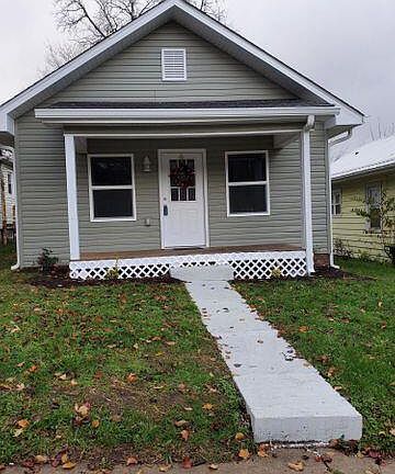 2nd image of 204 W Poplar St