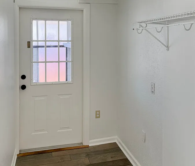 3957 Proctor Rd — Photo 16