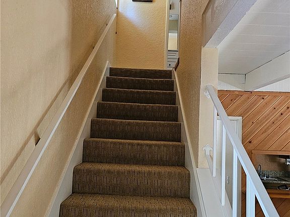 4th image of 314 Canyon Crest Ln