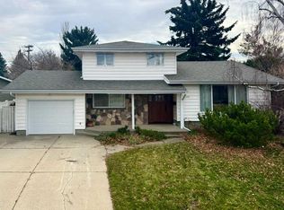 2231 NW 19th St S, Lethbridge, AB T1K 2C6