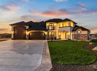 6362 Salmon Falls Ln, Star, ID 83669