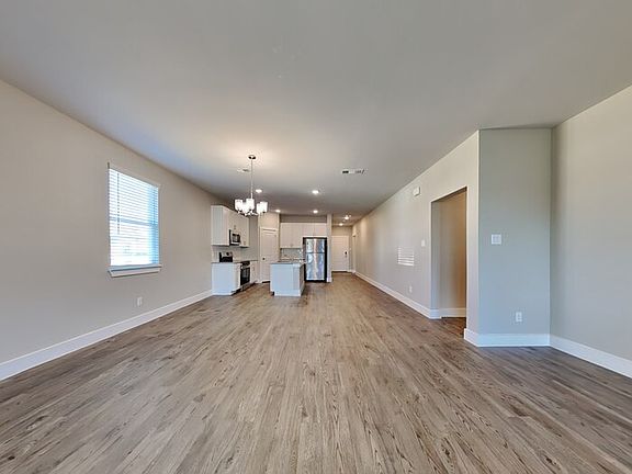 4th image of 3429 New York Ave