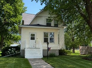 98 Vernon Ave, Morgan, MN 56266