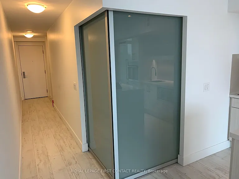39 Sherbourne St #901 — Photo 17