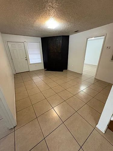 102 Meudon St Photo 1