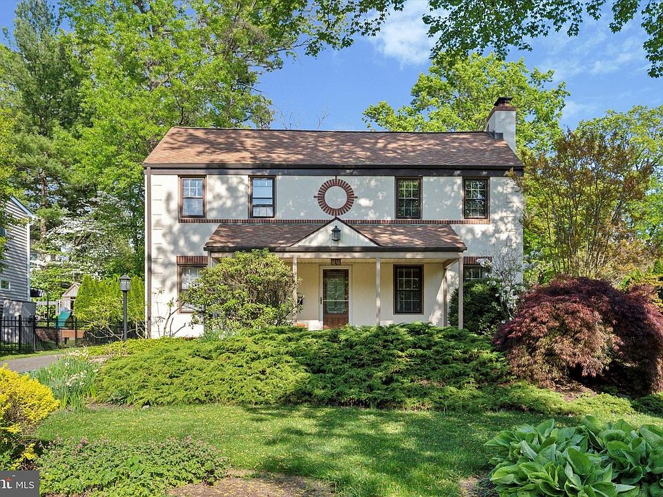 1st image of 407 Shortridge Dr