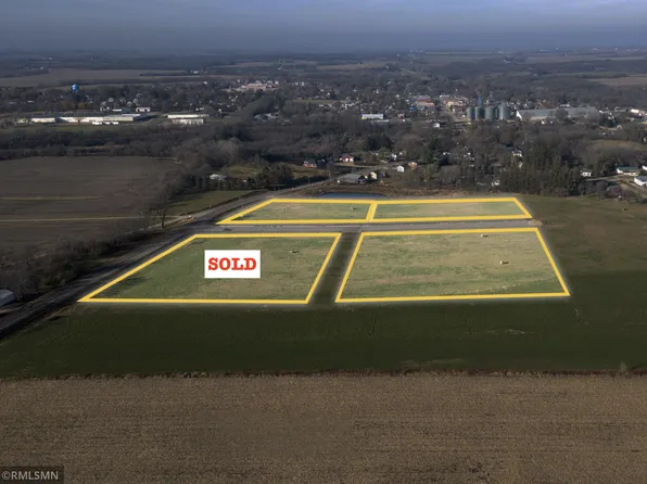 550 Engel Dr, Kenyon, MN 55946