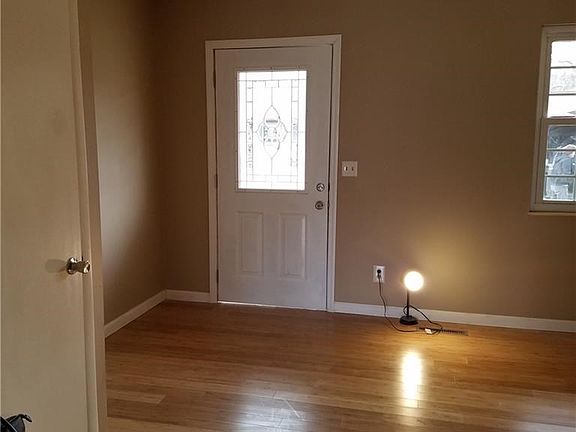 2nd image of 293 Greenbrier Ave