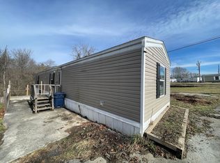 9 Hazel Ln, Crossville, TN 38555