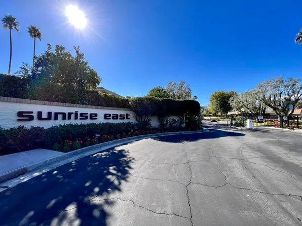 2333 Oakcrest Dr, Palm Springs, CA 92264