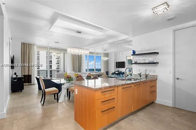 Tdr Tower Ii Condo — Photo 3