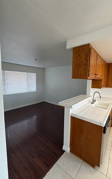 12526 Cranbrook Ave #6 — Photo 11