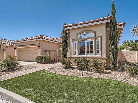 2nd image of 2863 Gallant Hills Dr