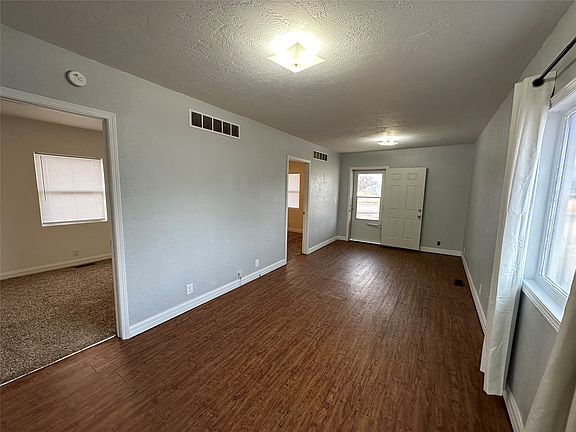 3rd image of 114 S 5th St