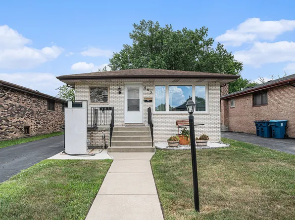 485 164th St, Calumet City, IL 60409