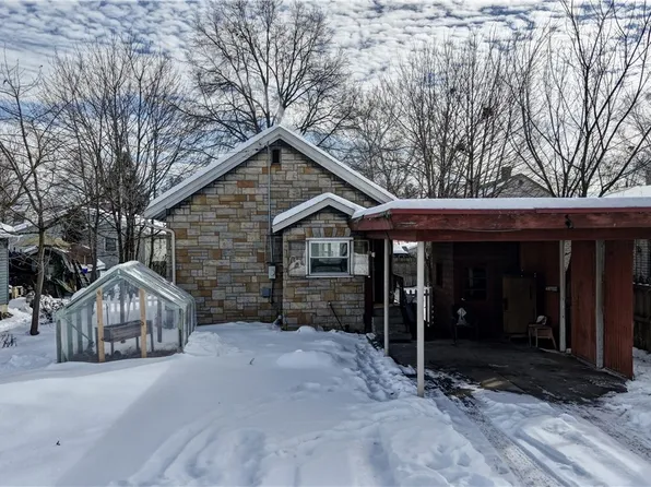 335 2nd Dr NW, New Philadelphia, OH 44663